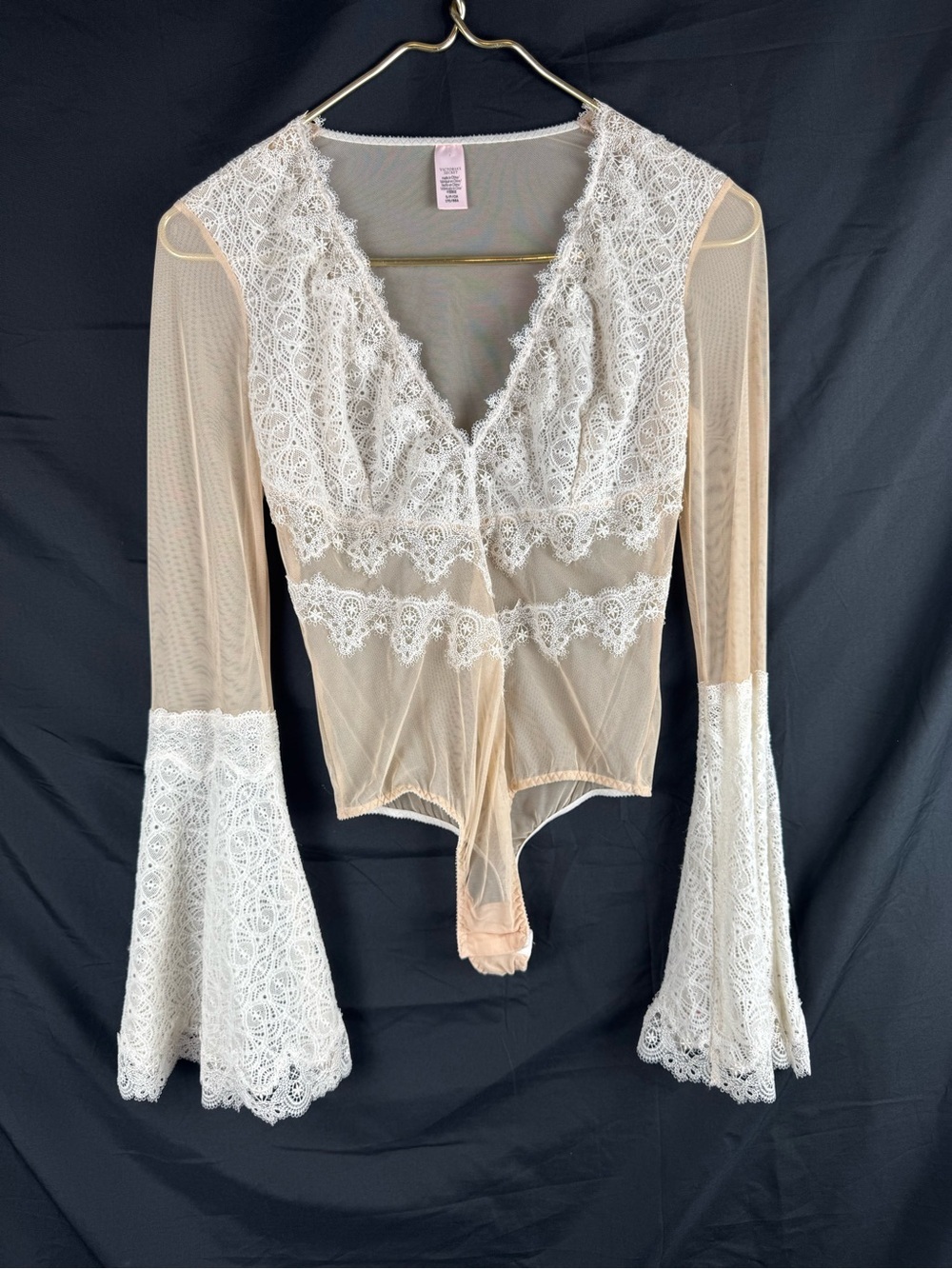 Victoria’s Secret Bodysuit S Nude Lace Bell Sleeve Coquette Sexy Boho Chic